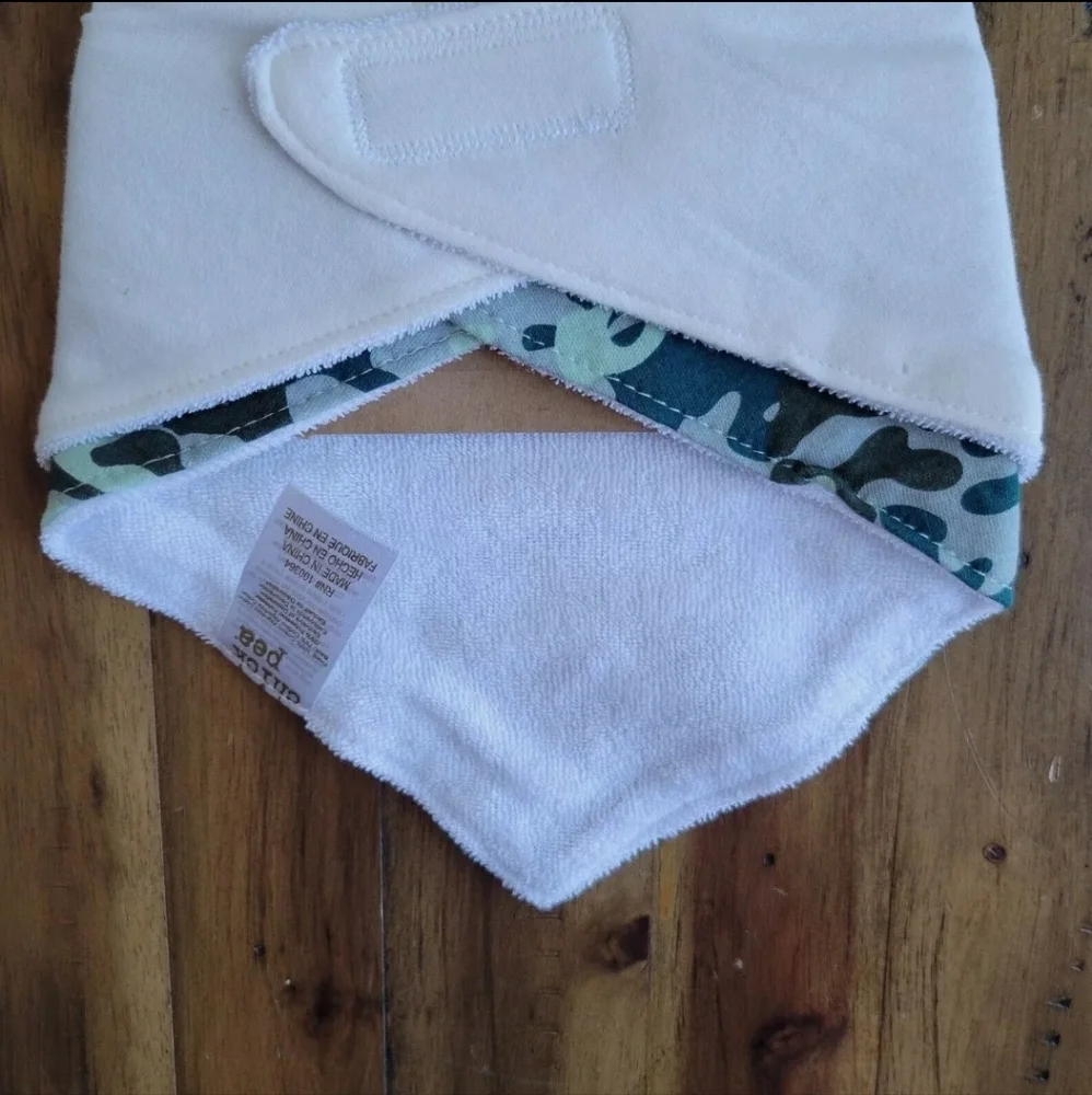 NEW CHICK PEA Boys 2 Pack Green Camo Bibs Bandana 